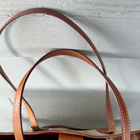 🦆Dooney and Bourke 🦆 - Picture 4 of 10